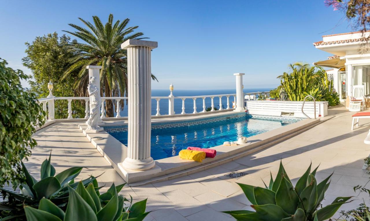 סנטה אורסולה Relaxing Villa Heated Pool Luxurious Views Massage מראה חיצוני תמונה